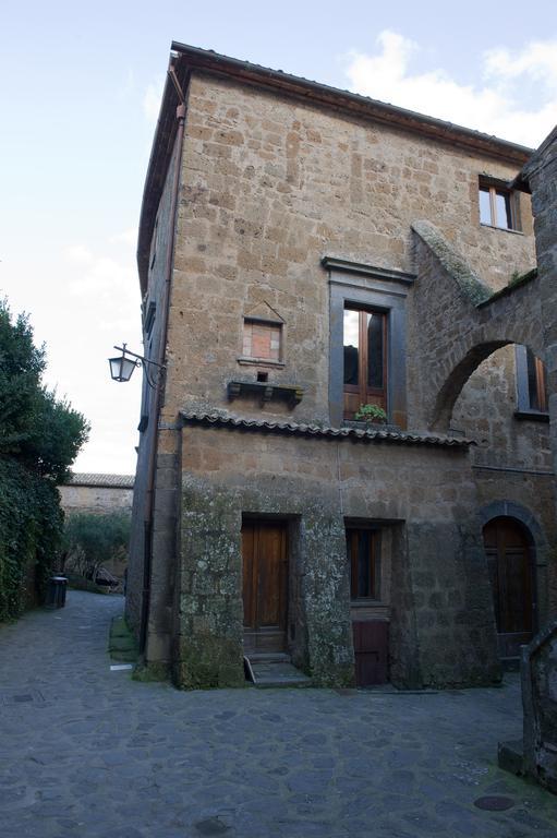 Appartement Palazzo Contino à Bagnoregio Extérieur photo